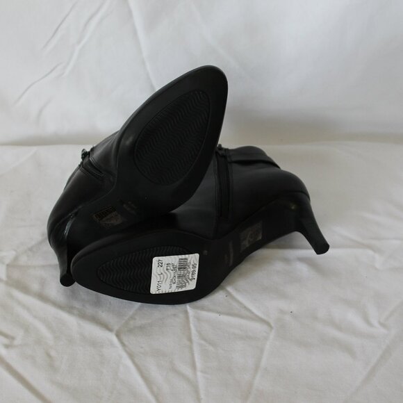 Le Chateau 6.5US Black - Picture 4 of 4